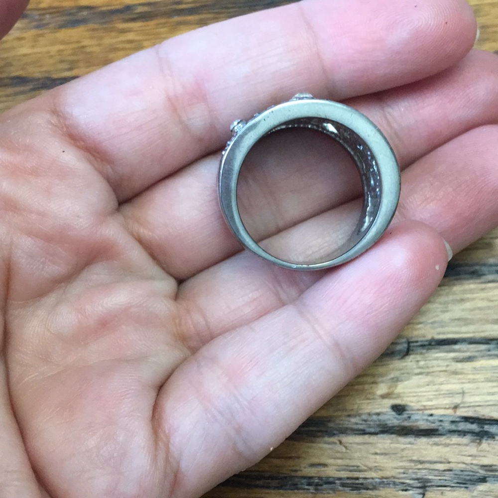 Silver ring - Picture 3 of 3